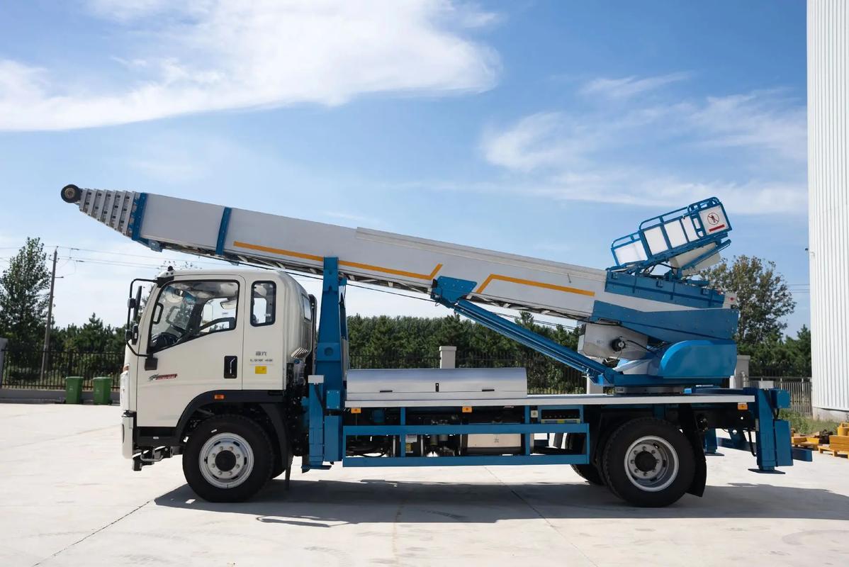 峨眉山云梯上料车租赁费用