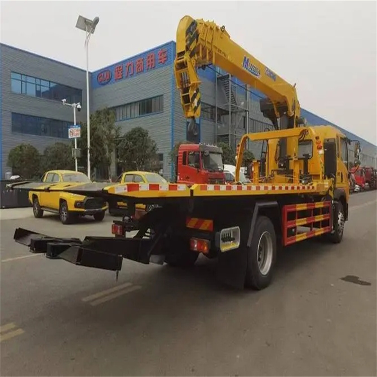 峨眉山附近小随车吊出租电话，轻松解决搬运烦恼